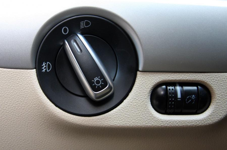  Volkswagen Jetta 2011 года  (фото 79 из 139)